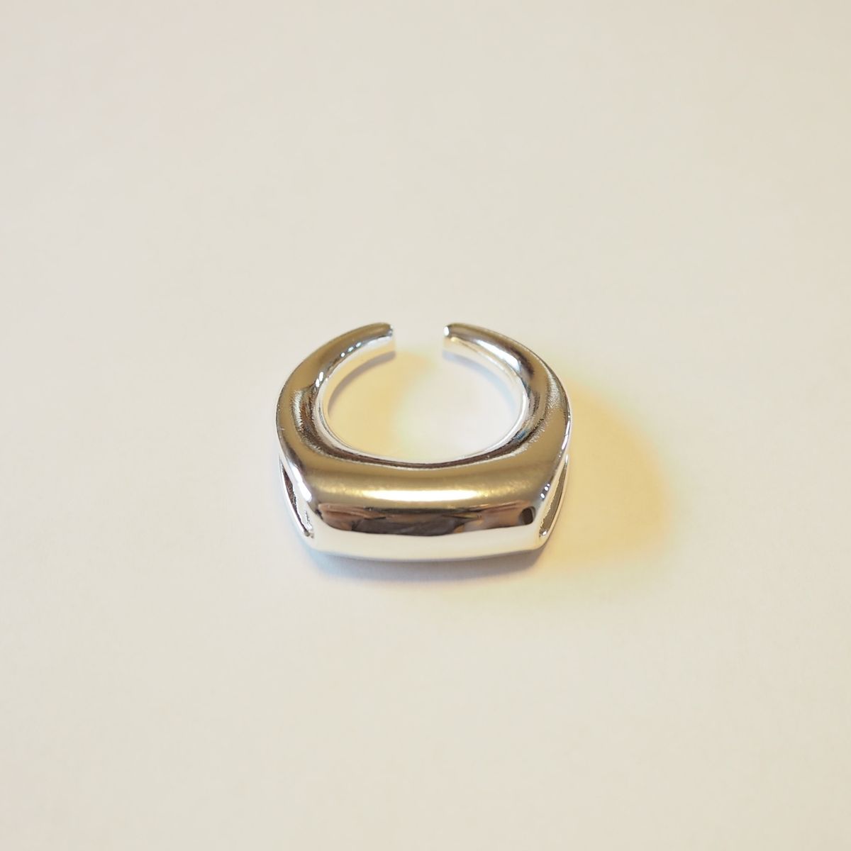 Tube Ring | Nothing And Others | 服飾雑貨・アパレルの仕入れに最適