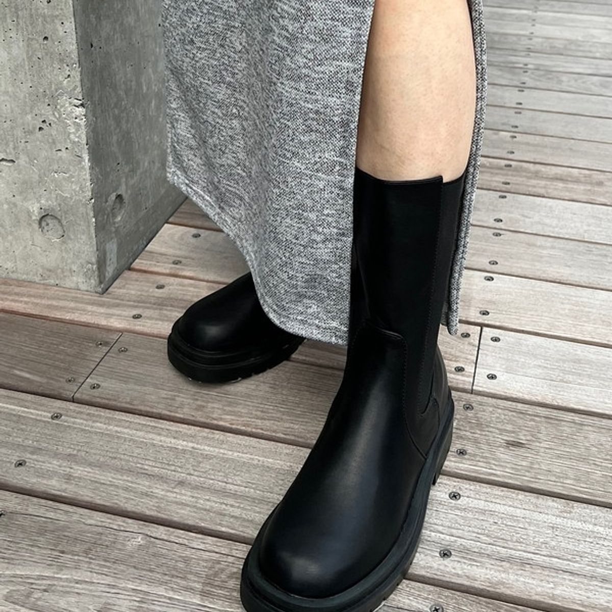 Side gore middle boots | ROGER AND RAW | 服飾雑貨・アパレルの