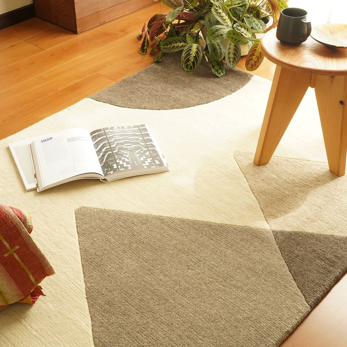 SANKAKUW_FLOOR RUG_フロアラグ_ウールラグ_手紡ぎ手織り terrier de sautillé 服飾雑貨