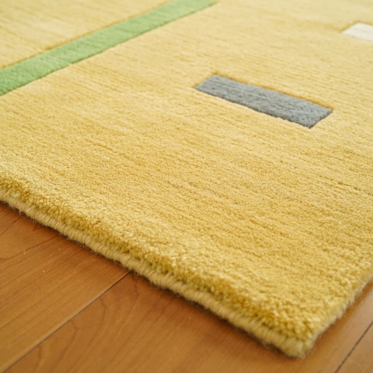 MACHIY_FLOOR RUG_フロアラグ_ウールラグ_手紡ぎ手織り terrier de sautillé 服飾雑貨・アパレルの