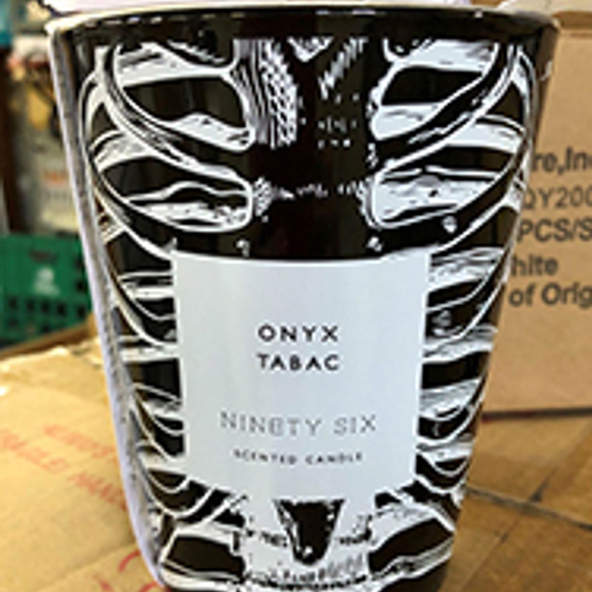 ONYX TABAC 11.2oz DW Home Candles 服飾雑貨・アパレルの仕入れに最適・ブランド向けオンラインマーケット