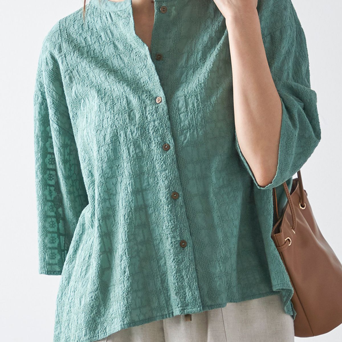 HAND-MADE 小さけれ 前開きギャザーブラウス ふんわりシルエット 